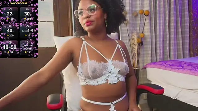  Black Barbiee  online show from November 17, 2025, 12:33 pm