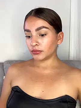 Talia Bonet online show from October 22, 2025, 3:34 pm