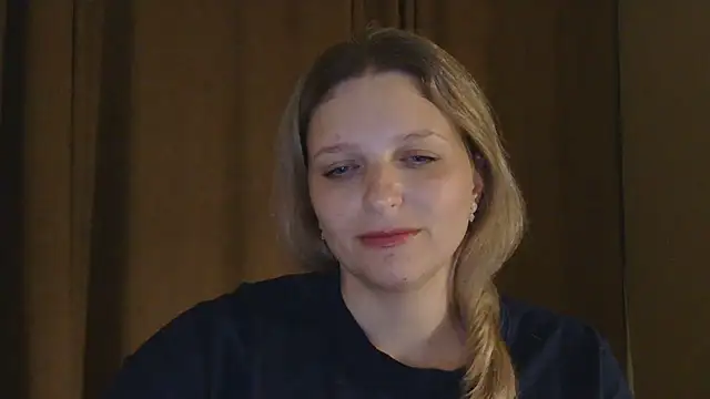 ElisSky301 online show from March 29, 2026, 8:31 pm