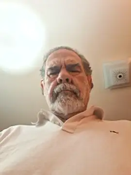 pena633 online show from April 4, 2026, 1:04 am