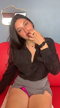 HecateBlaze online show from November 7, 2025, 5:02 pm