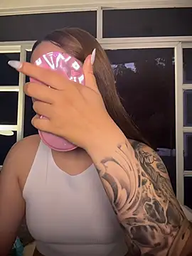 Beella1  online show from December 18, 2025, 11:38 am