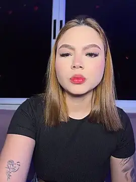Snapshot of Beella1_ chatting on May 5, 2026, 10:01 am Beella1 online show from May 5, 2026, 10:01 am