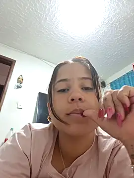 TamySweet69 online show from October 29, 2025, 2:52 pm