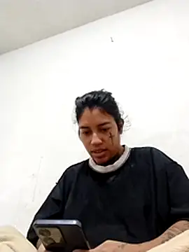 Chicattoo69 online show from November 27, 2025, 3:47 pm