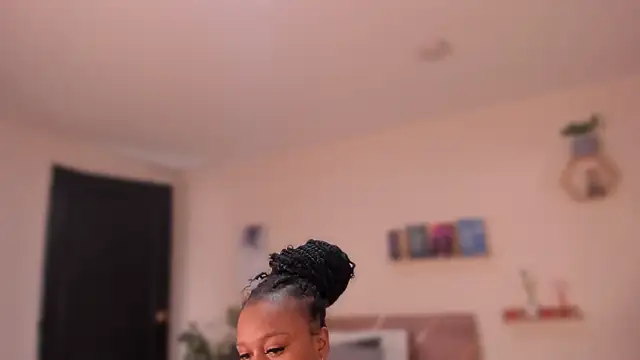 YariRose online show from February 2, 2026, 2:27 pm