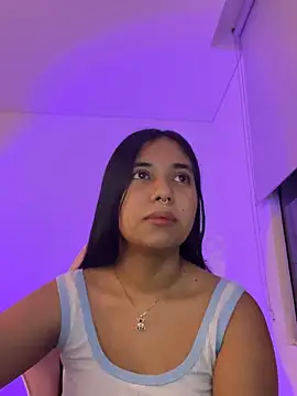 aly nicols online show from December 5, 2025, 6:11 am