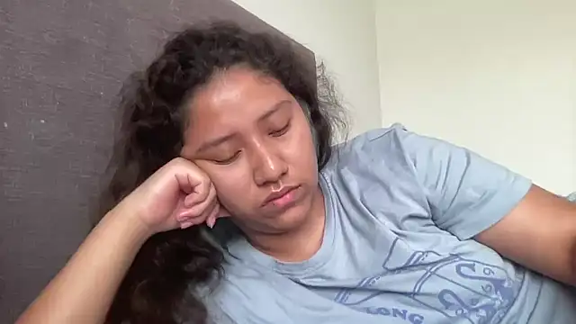 Kmiii21 online show from February 17, 2026, 3:19 pm