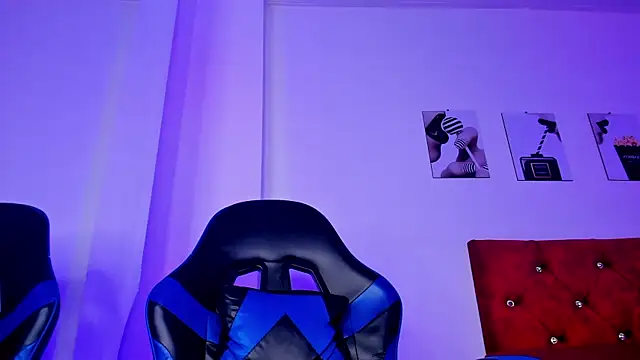 kittymonroe1 online show from April 16, 2026, 5:36 pm