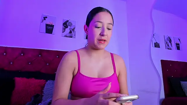Snapshot of kittymonroe1 chatting on June 3, 2026, 5:51 pm kittymonroe1 online show from June 3, 2026, 5:51 pm