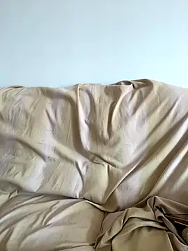 Selena Roa online show from November 30, 2025, 4:11 pm