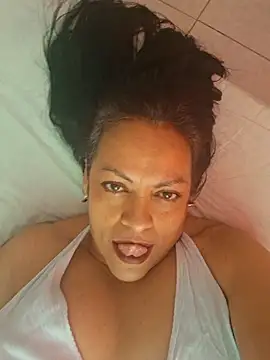 viviana-sexi online show from April 11, 2026, 5:28 pm