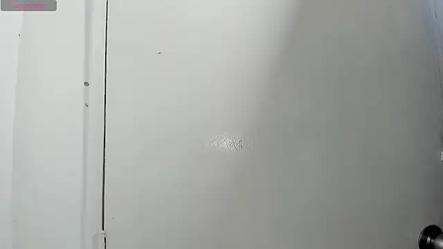 mirandaduboiss online show from April 21, 2026, 4:56 pm