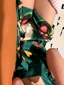 Hana yukii online show from November 21, 2025, 7:56 pm