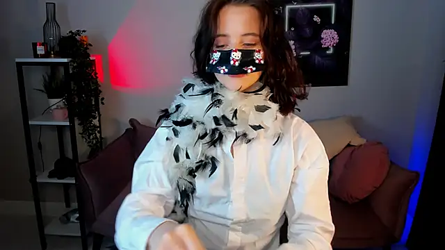 thepretty kitty online show from December 1, 2025, 12:21 pm