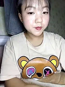 Quynhsumon online show from February 23, 2026, 3:20 pm