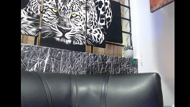 Debora Cienfuegos25 online show from December 23, 2025, 5:16 am