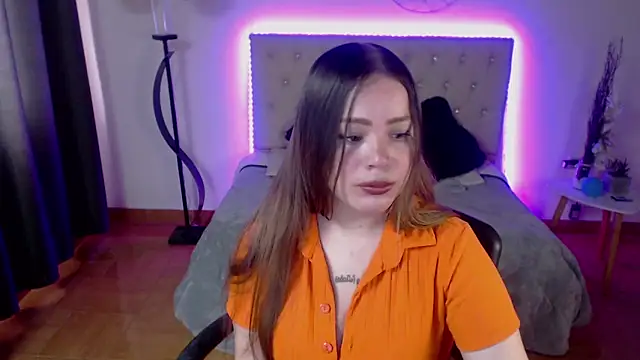  crystal12 online show from November 24, 2025, 1:33 pm