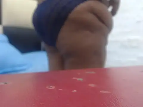 MatureMilfxxx online show from October 31, 2025, 4:24 am