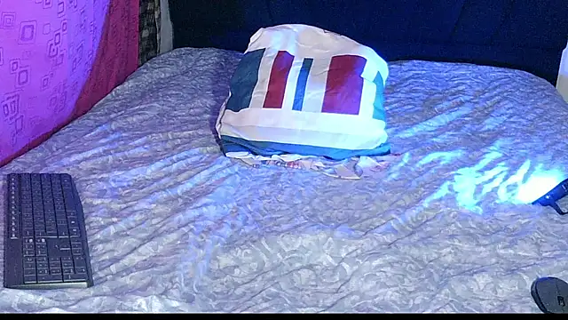 ReferredArtwork online show from November 6, 2025, 8:10 pm