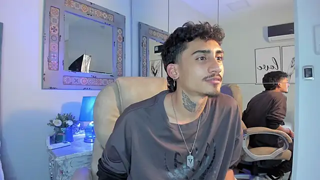 Mr Strike online show from December 1, 2025, 3:33 am