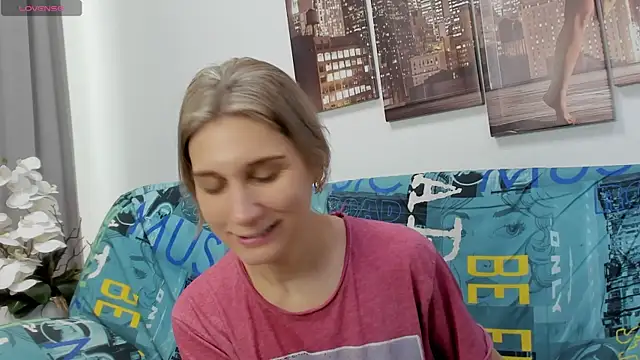 Tenderly Sophie online show from January 19, 2026, 1:20 am