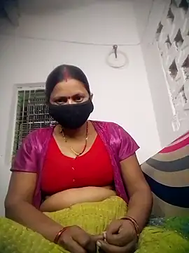 QRESABABY online show from October 31, 2025, 1:17 am