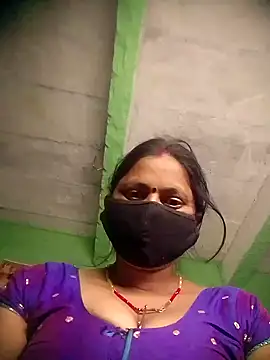 QRESABABY online show from November 9, 2025, 11:41 am