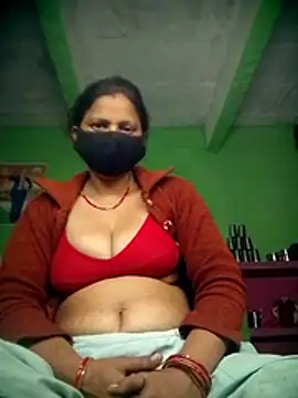 QRESABABY online show from November 11, 2025, 10:32 pm