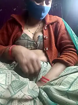QRESABABY online show from February 1, 2026, 11:47 pm