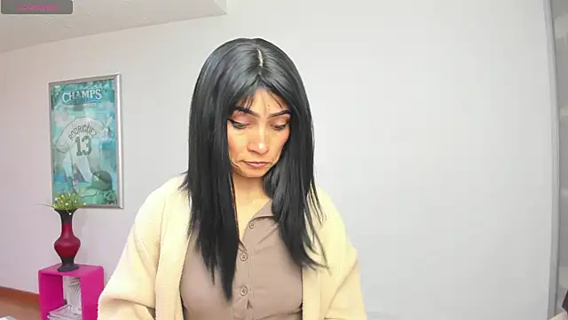 Snapshot of chloehanna chatting on May 3, 2026, 1:06 pm chloehanna online show from May 3, 2026, 1:06 pm
