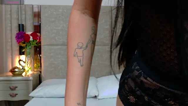 Snapshot of Penelope-Cross chatting on February 24, 2026, 2:37 pm Penelope-Cross online show from February 24, 2026, 2:37 pm