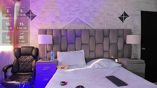 LiamPage  online show from November 1, 2025, 9:17 pm