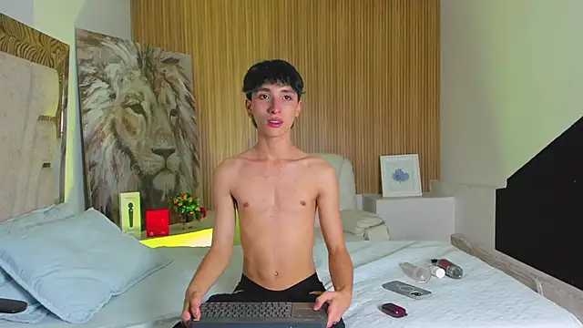 LiamPage  online show from December 2, 2025, 9:43 pm