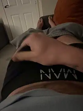 sevenisthemagicnum online show from October 28, 2025, 9:06 pm