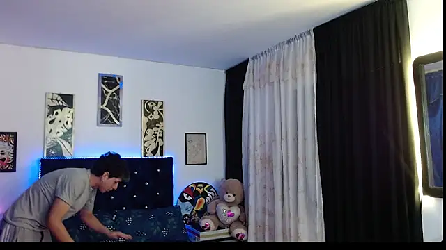 Yorsamm and friends online show from November 13, 2025, 10:08 pm