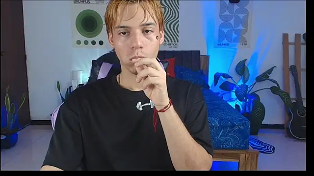 Habel  moretti online show from February 12, 2026, 6:14 pm