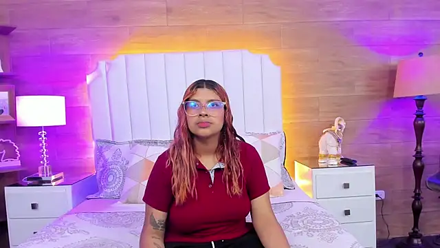 AmeliaConer NovaBell online show from November 14, 2025, 8:29 pm