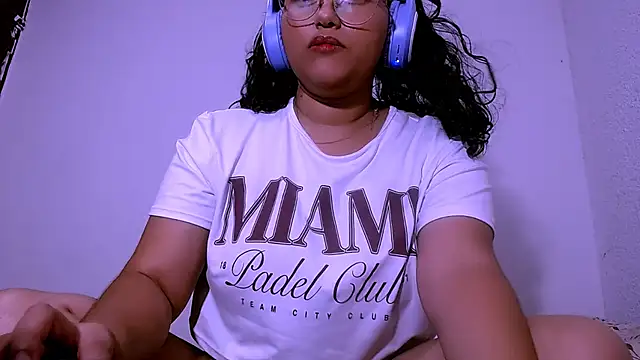 mira cherry02 online show from November 4, 2025, 8:57 am