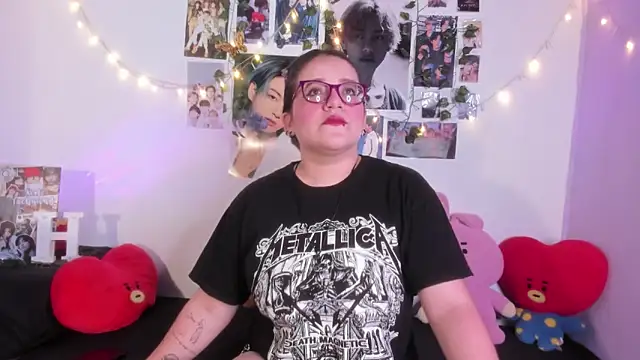 Rose Hellen online show from November 14, 2025, 4:44 am