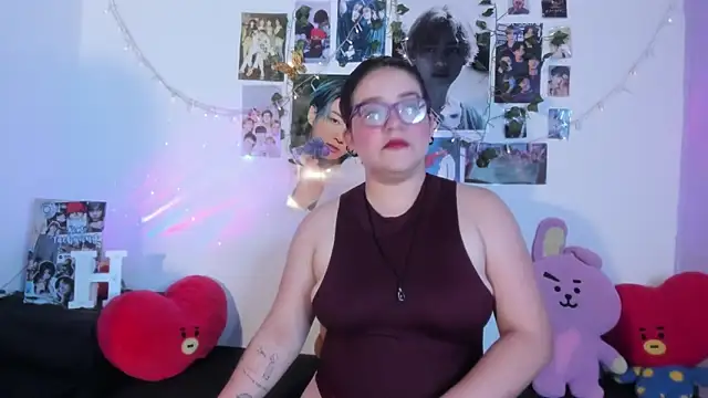 Rose Hellen online show from November 19, 2025, 5:07 am