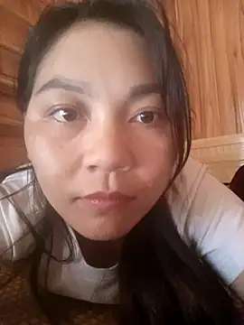 giahan-00 online show from October 22, 2025, 3:51 am