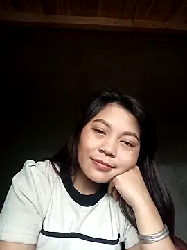 giahan-00 online show from November 22, 2025, 4:11 am