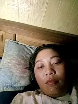 giahan-00 online show from November 24, 2025, 11:04 pm