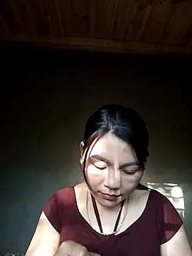 giahan-00 online show from November 28, 2025, 9:01 am