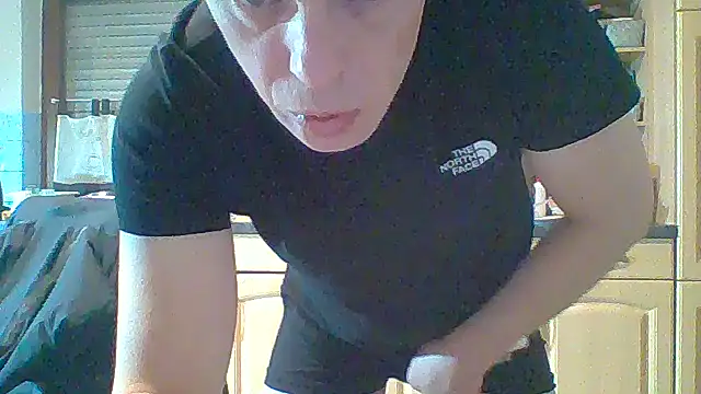 tommy3300 online show from November 20, 2025, 4:56 am