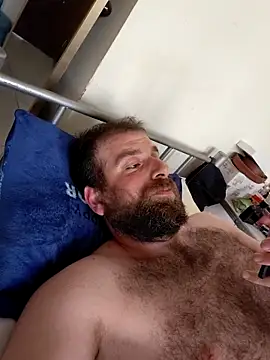 ylansoso online show from December 1, 2025, 5:01 am