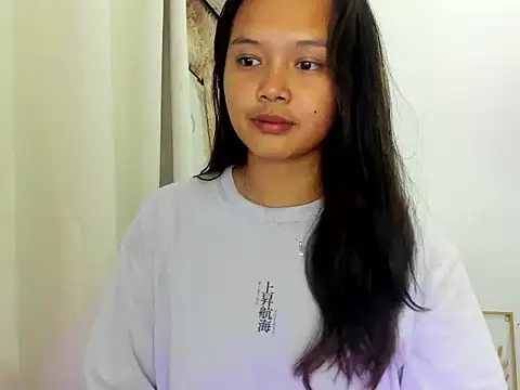 Snapshot of chicc_alexa chatting on November 18, 2025, 11:14 am chicc alexa online show from November 18, 2025, 11:14 am
