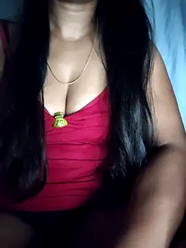 Snapshot of Ezabelljohn chatting on May 13, 2026, 11:51 am Ezabelljohn online show from May 13, 2026, 11:51 am