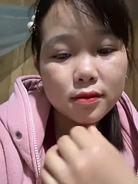 love pusy09 online show from December 17, 2025, 7:25 am